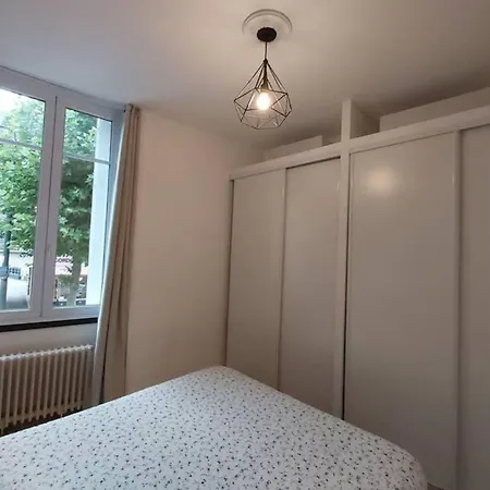 T2 Avec Jardin Et Proche Du Centre-ville *